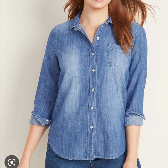 Old Navy The Classic Shirt Chambray Button Down - Picture 2 of 8